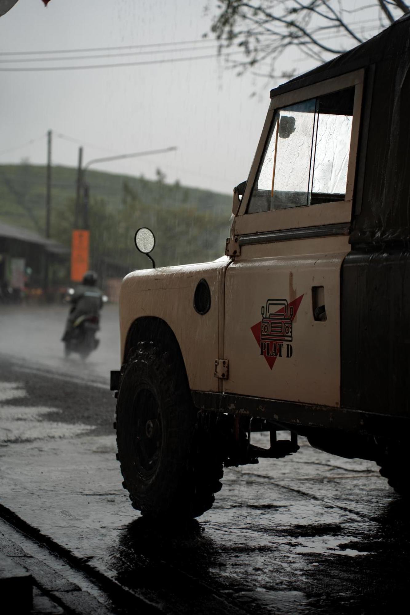 G10 Near Afrika * Bandung